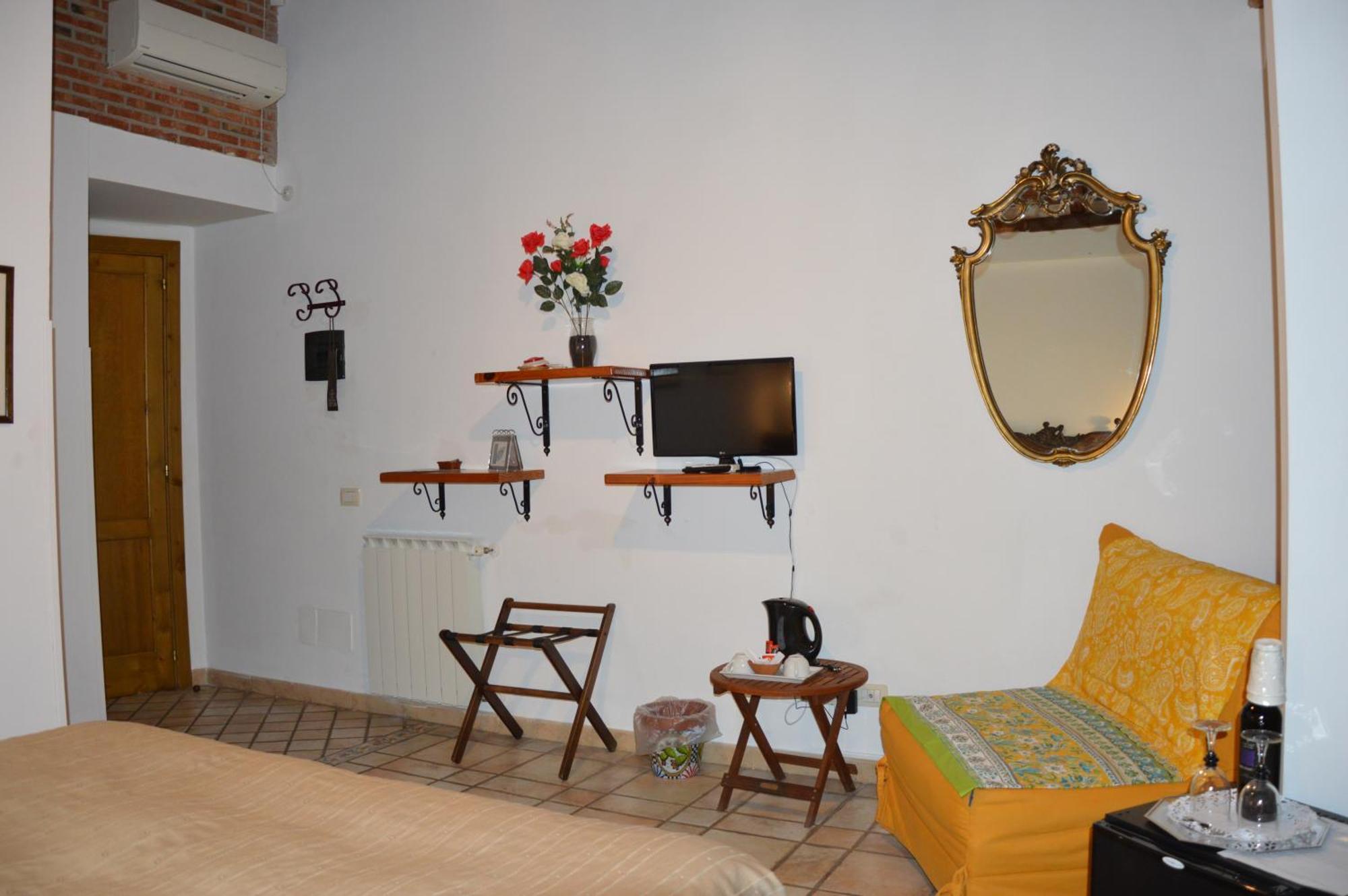 Antico Borgo Etneo Country Hotel Calatabiano Ruang foto