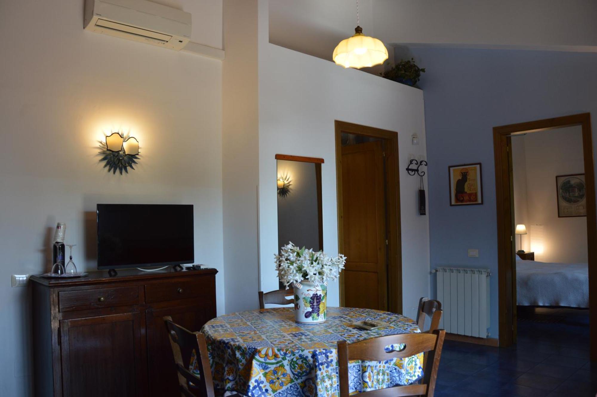 Antico Borgo Etneo Country Hotel Calatabiano Bagian luar foto