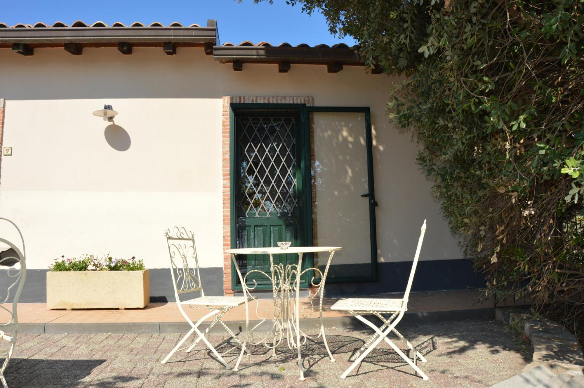 Antico Borgo Etneo Country Hotel Calatabiano Bagian luar foto