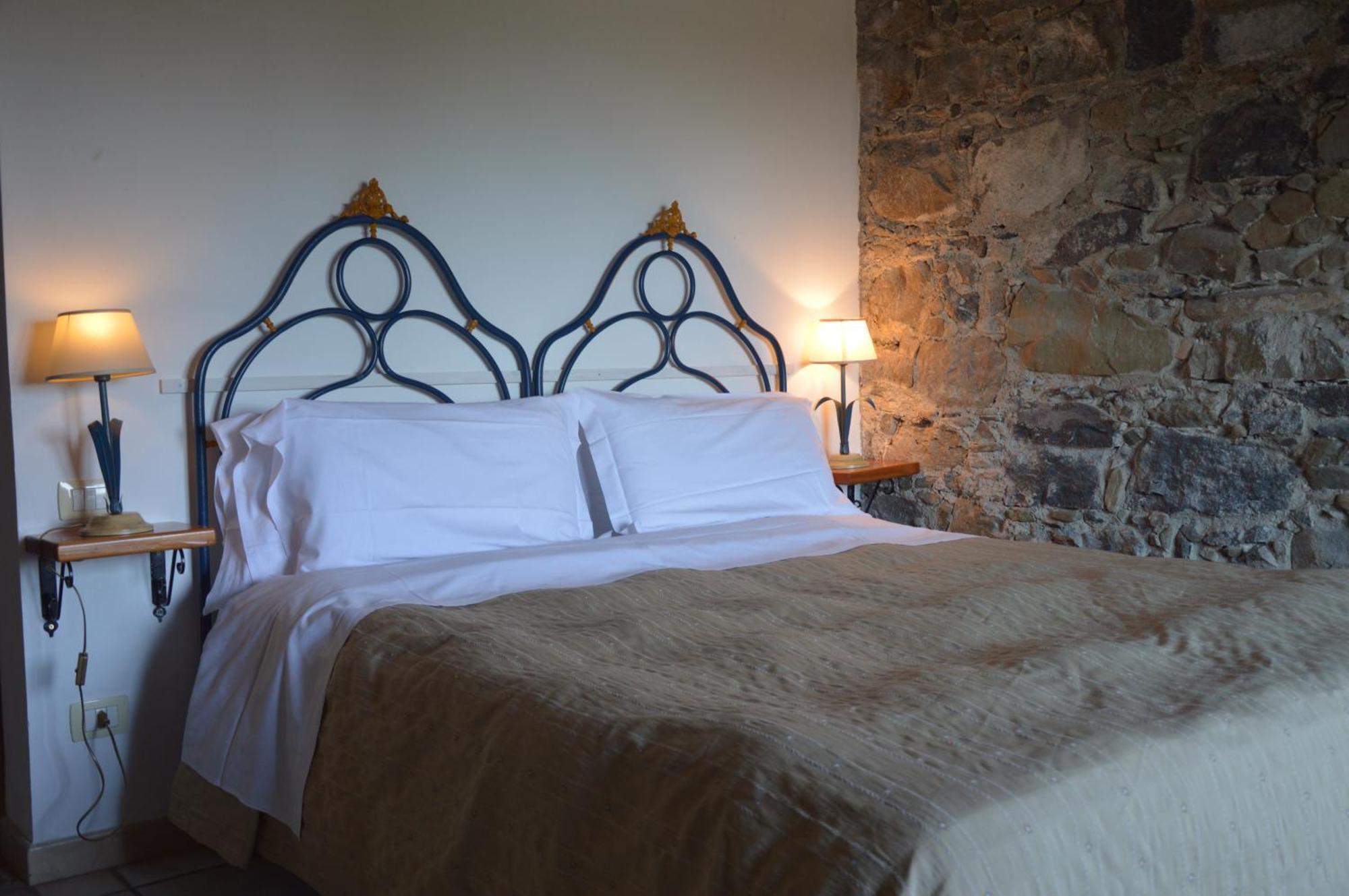 Antico Borgo Etneo Country Hotel Calatabiano Ruang foto