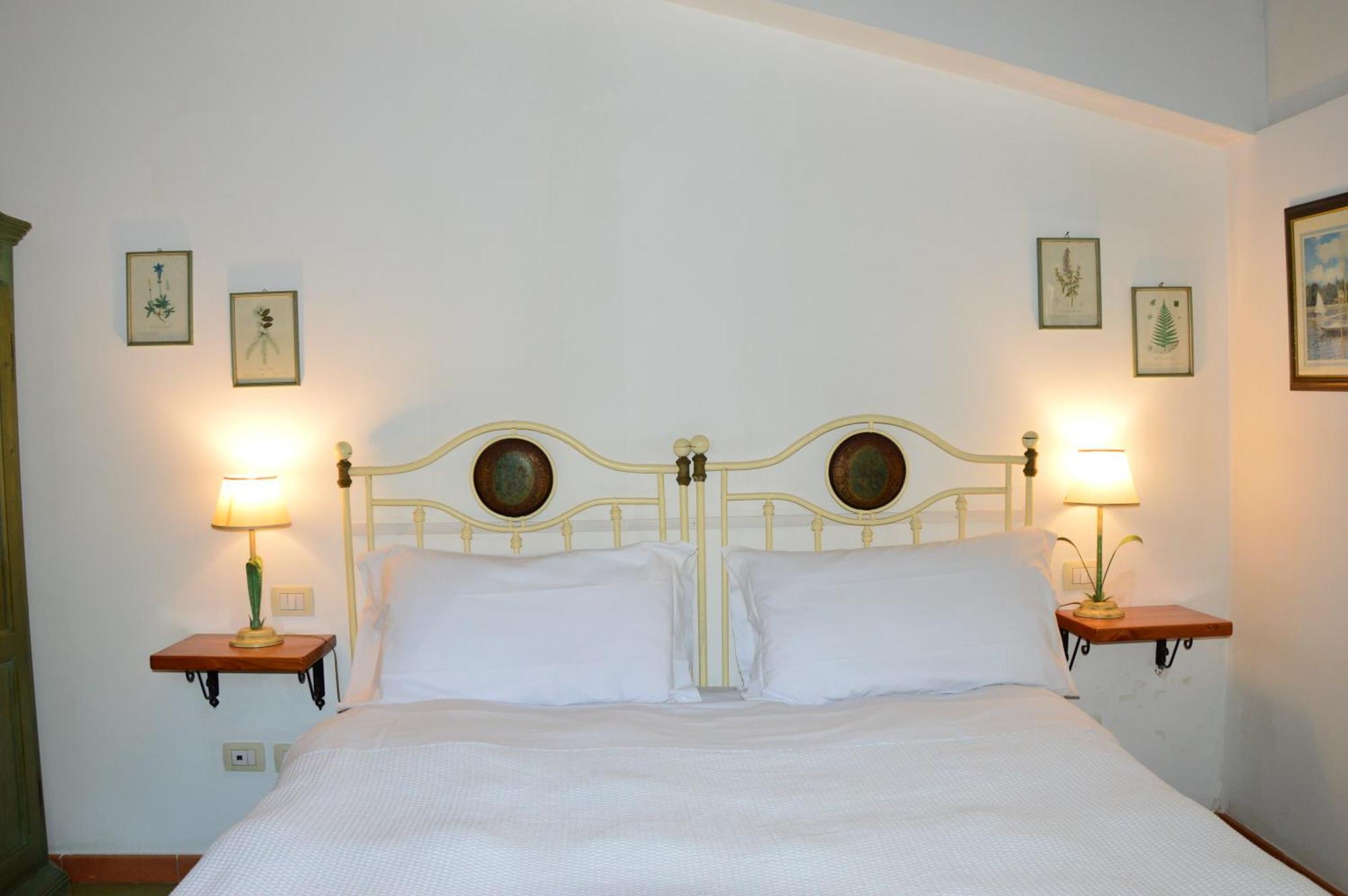 Antico Borgo Etneo Country Hotel Calatabiano Bagian luar foto