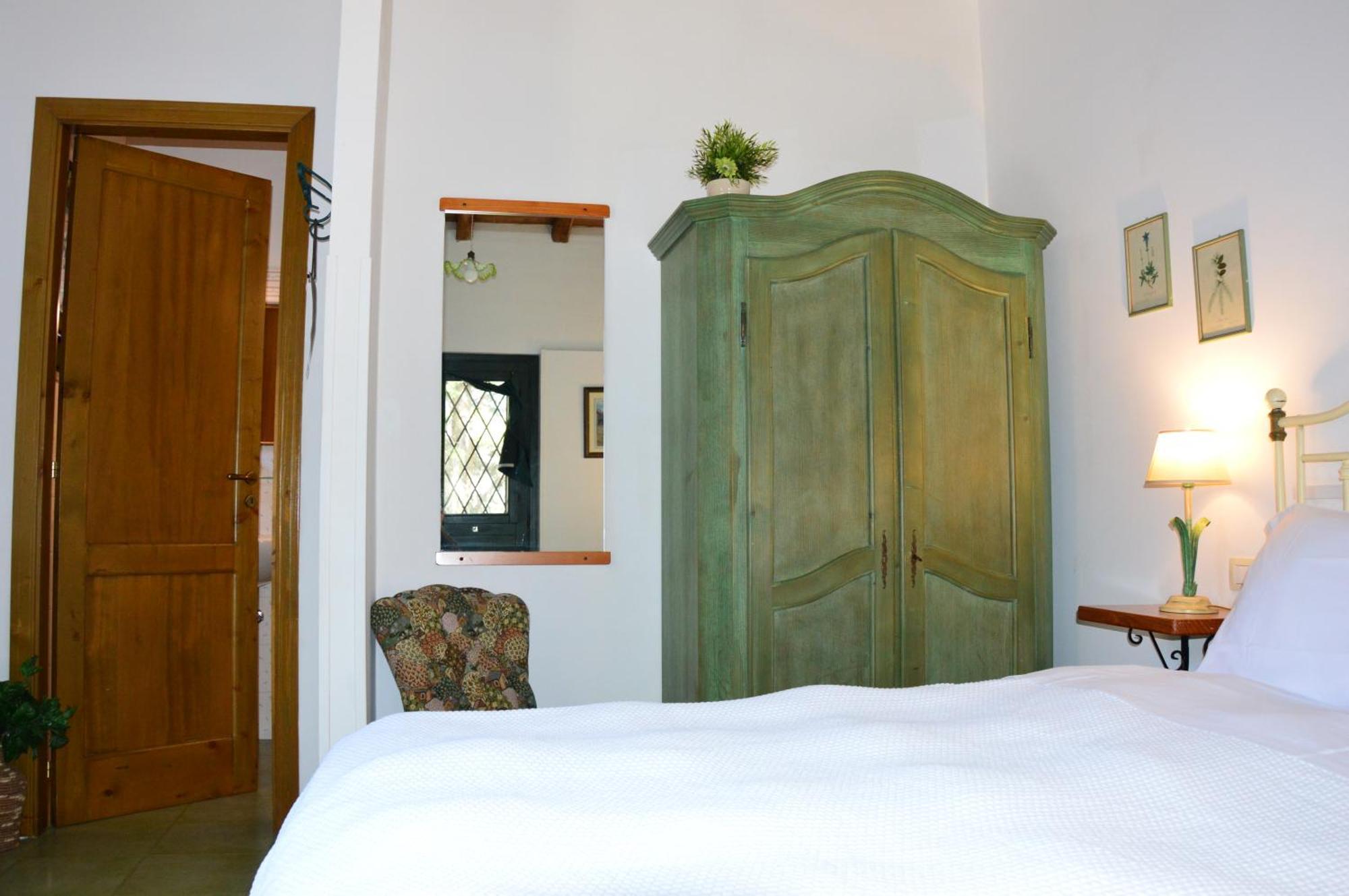 Antico Borgo Etneo Country Hotel Calatabiano Bagian luar foto