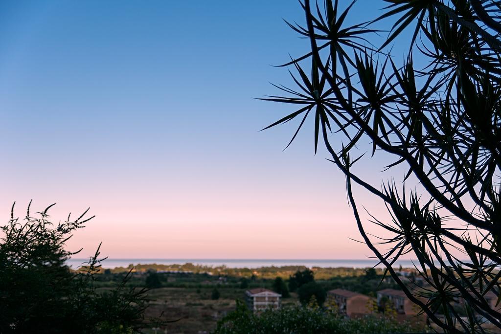 Antico Borgo Etneo Agriturismo Villa Calatabiano Bagian luar foto