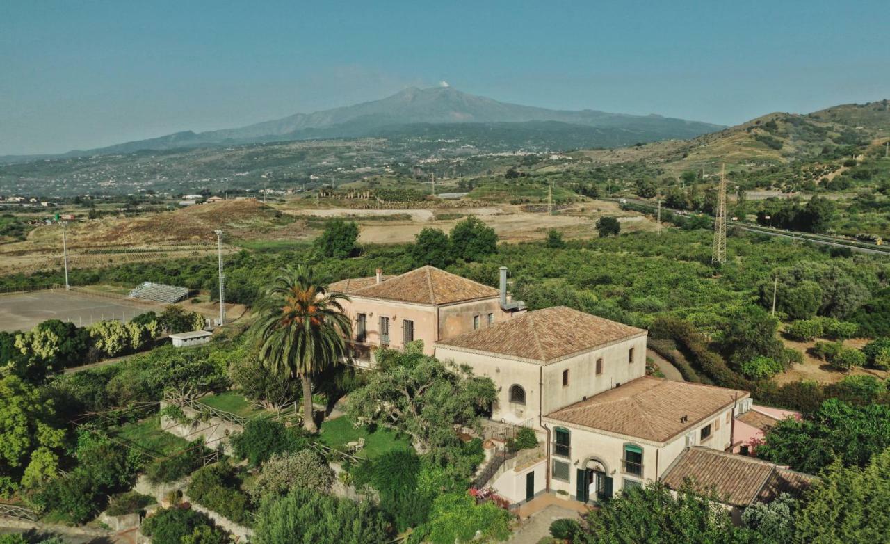 Antico Borgo Etneo Agriturismo Villa Calatabiano Bagian luar foto