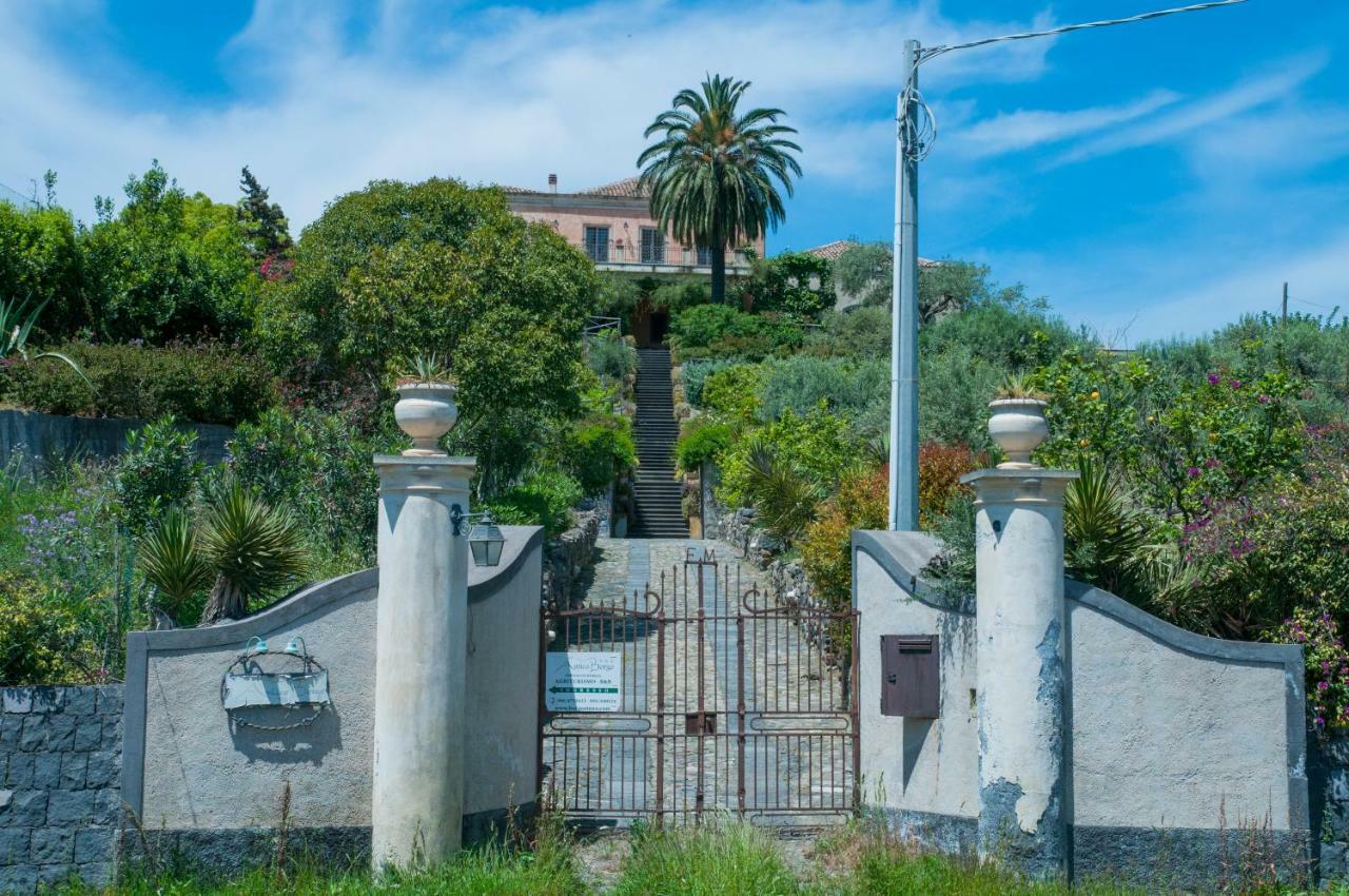 Antico Borgo Etneo Agriturismo Villa Calatabiano Bagian luar foto