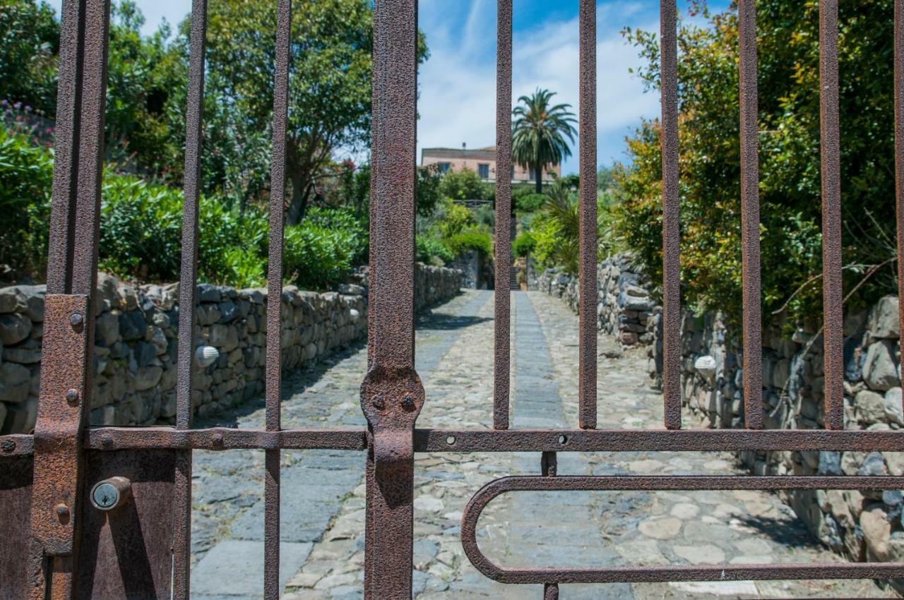 Antico Borgo Etneo Agriturismo Villa Calatabiano Bagian luar foto